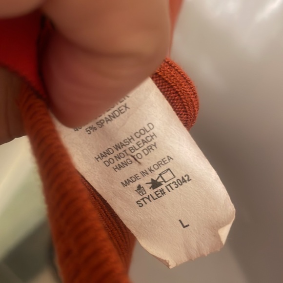 Burnt Orange Ribbed embellished beaded halter top size Large - Picture 7 of 9